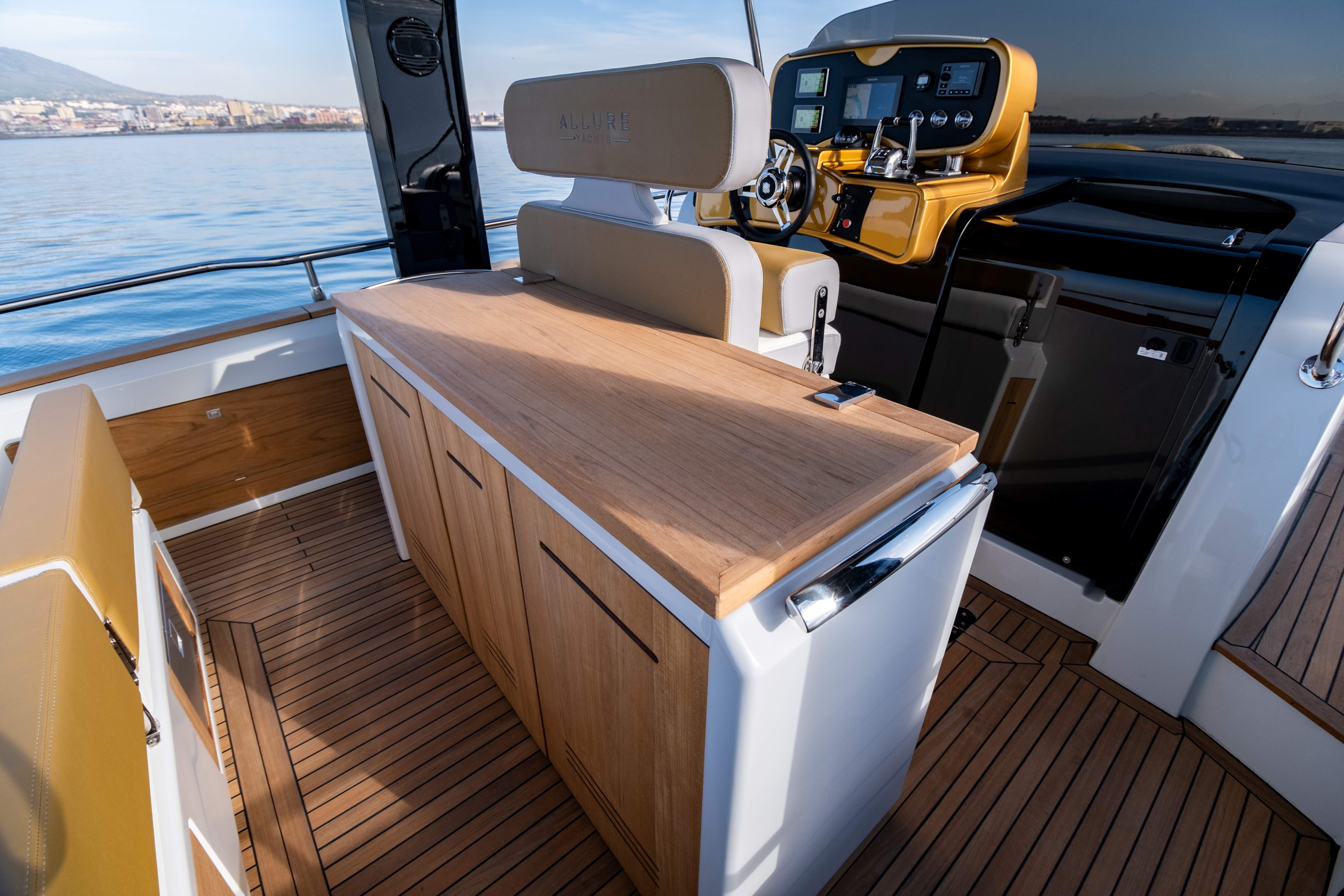 Allure 40