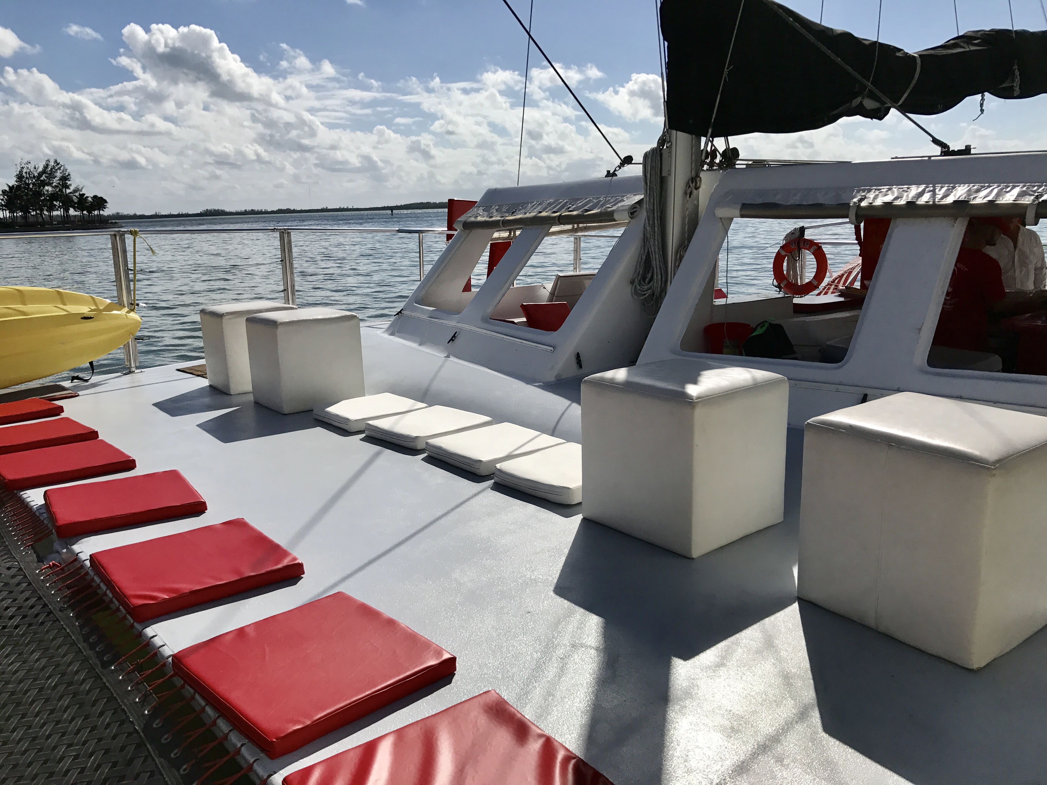Catamaran + Water toys (40 people)