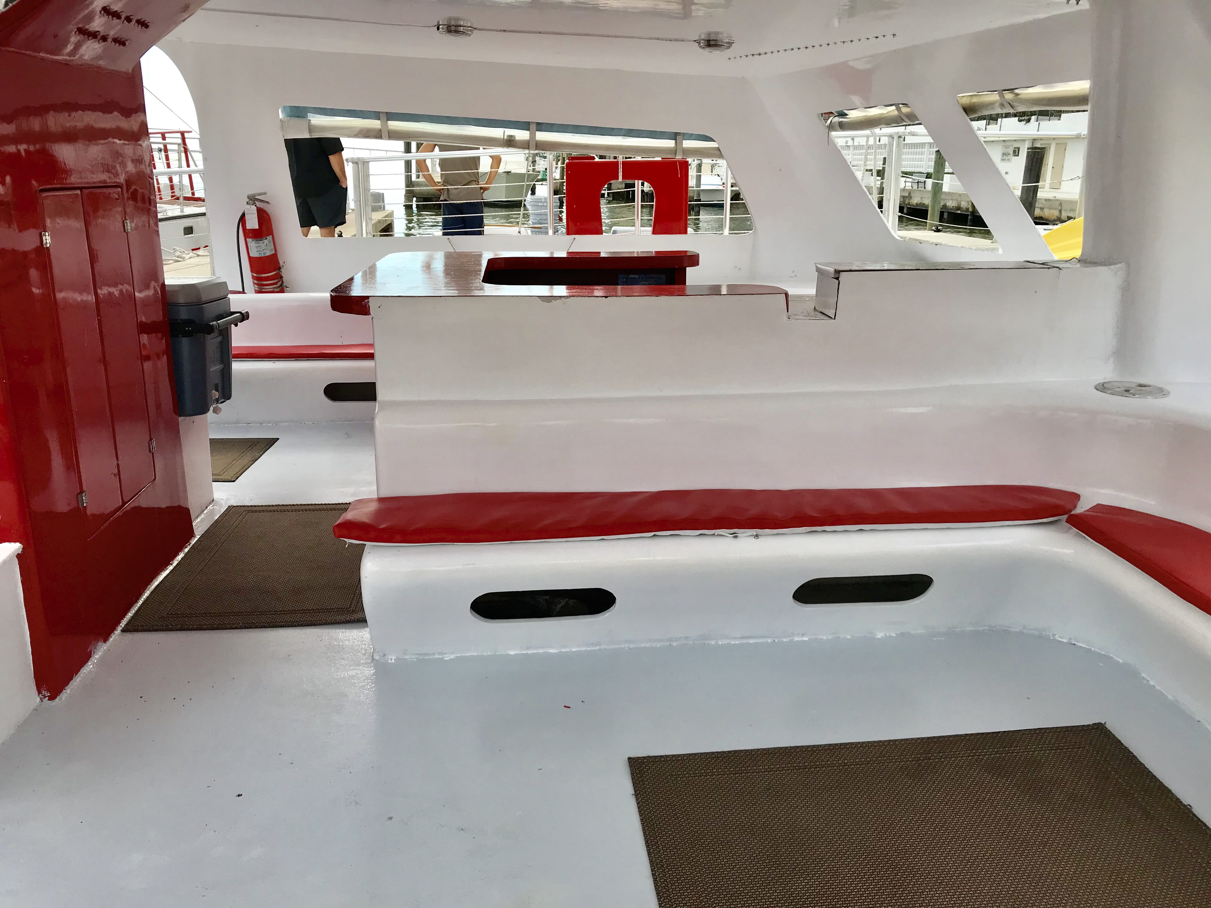 Catamaran + Water toys (40 people)