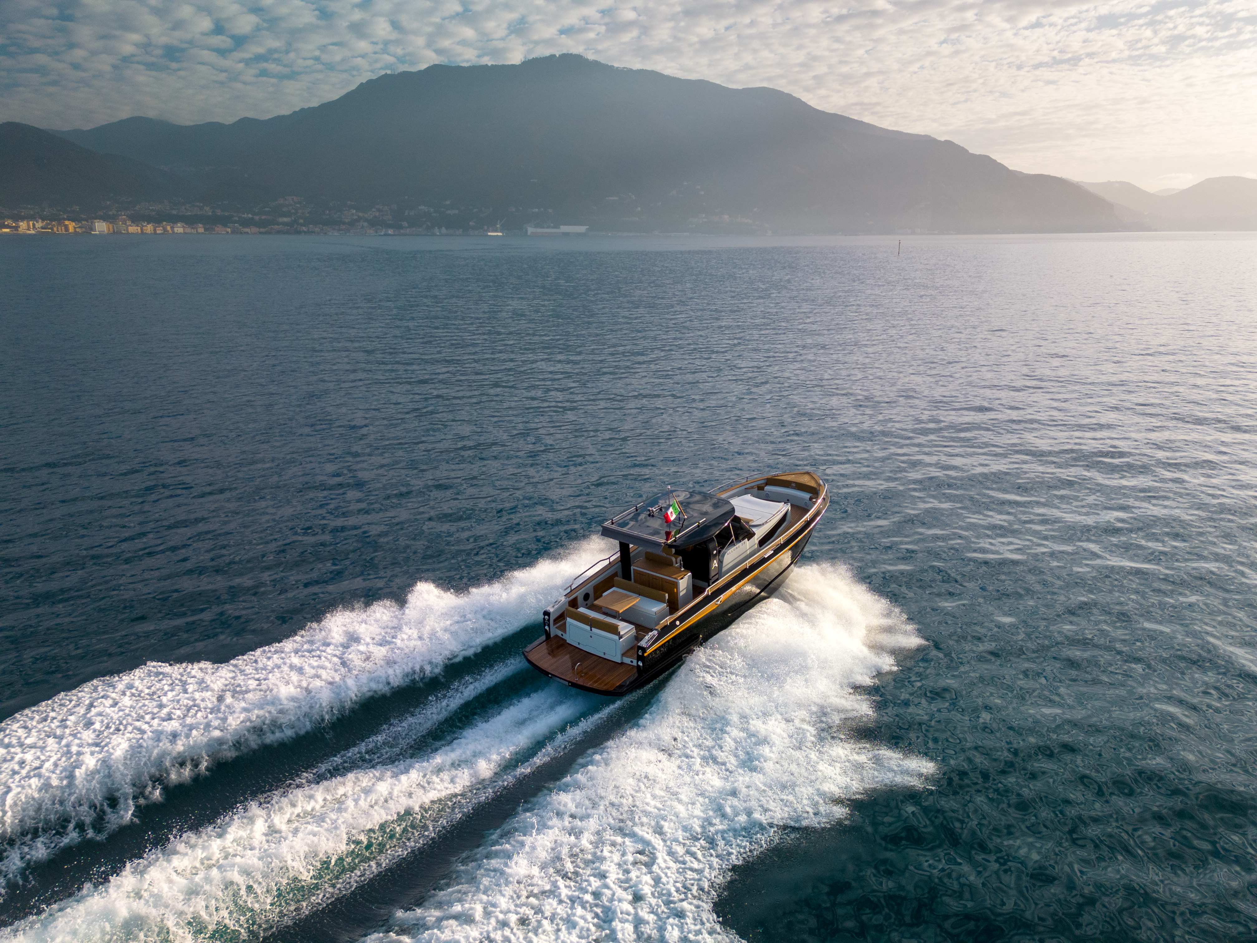 Allure 40