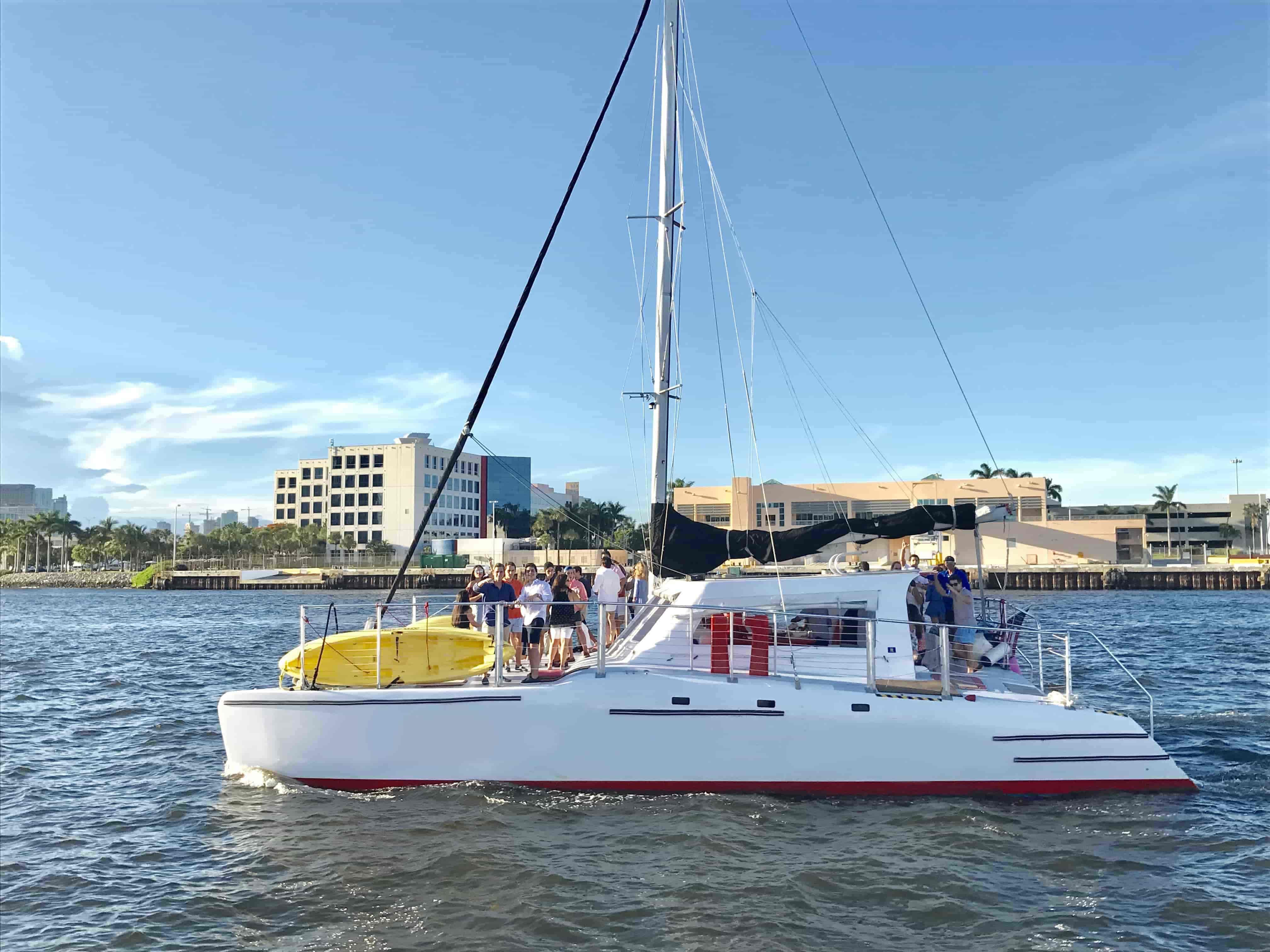 Catamaran + Water toys (40 people)