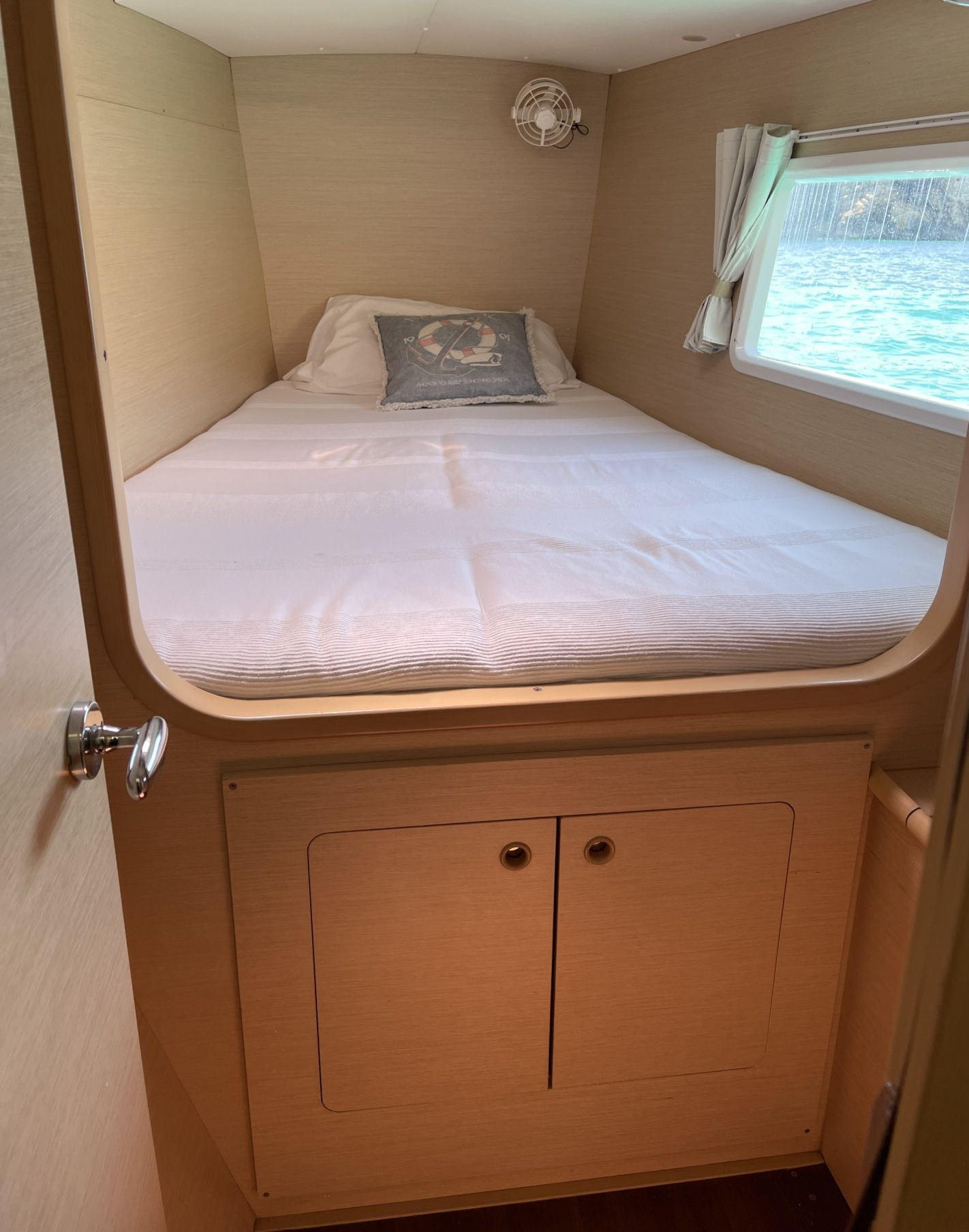 Lagoon 380 (2012)